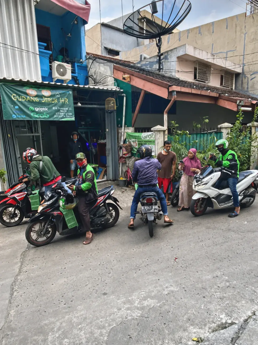 Aktivitas Gudang Jeruk HR Jerpon HR